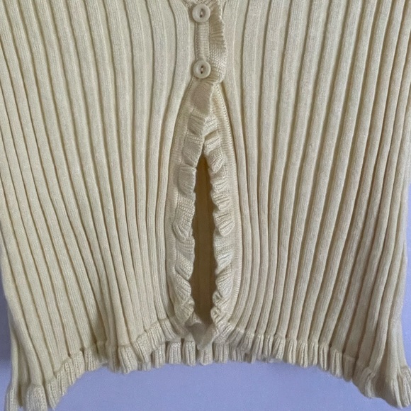 COPY - White Fox Yellow Baby Short-Sleeve Cardigan - Picture 4 of 6